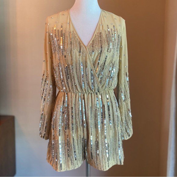Ieena for Mac Duggal 10563 Long Sleeve Sparkle Beaded Sequin Surplice Romper NWT - Picture 11 of 12